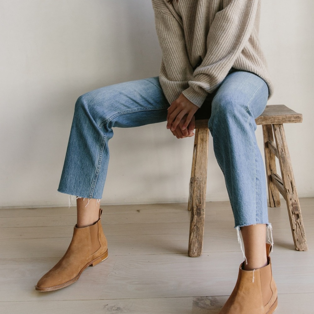 Jenni Kayne Oiled Leather Chelsea Boot - Picture 3 of 15